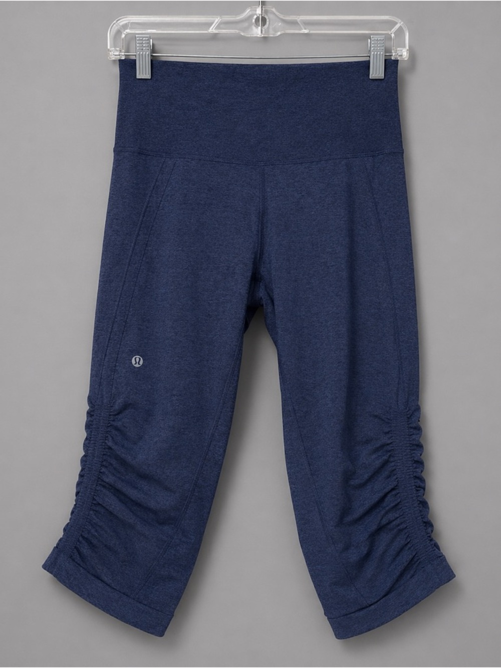 Lululemon blue crop leggings